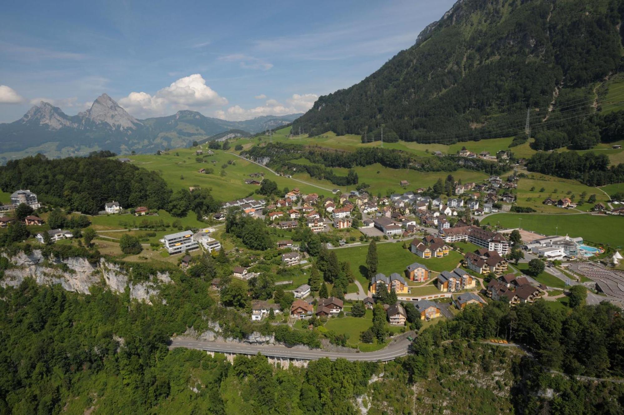Apart Holidays Morschach Exterior foto
